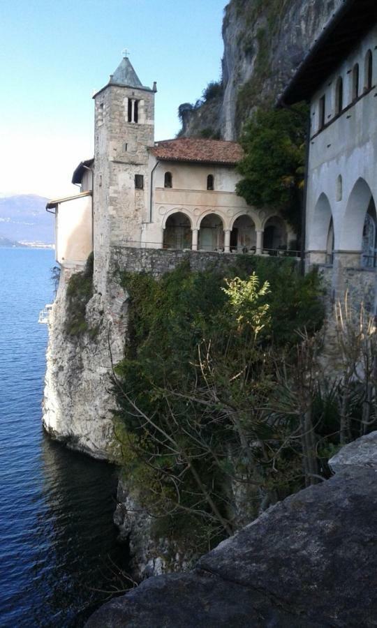 B&B Bosco Fiorito Malgesso Luaran gambar